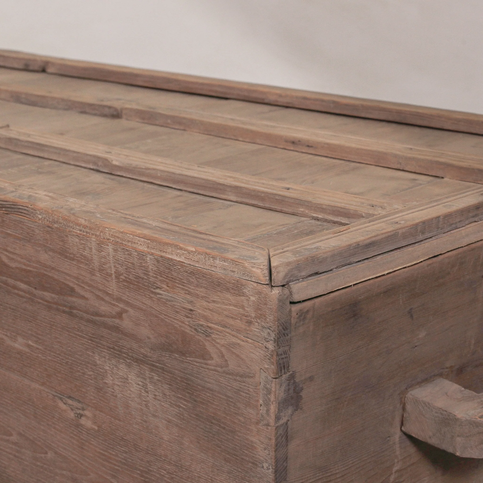 Antique Chinese Trunk - Image 3