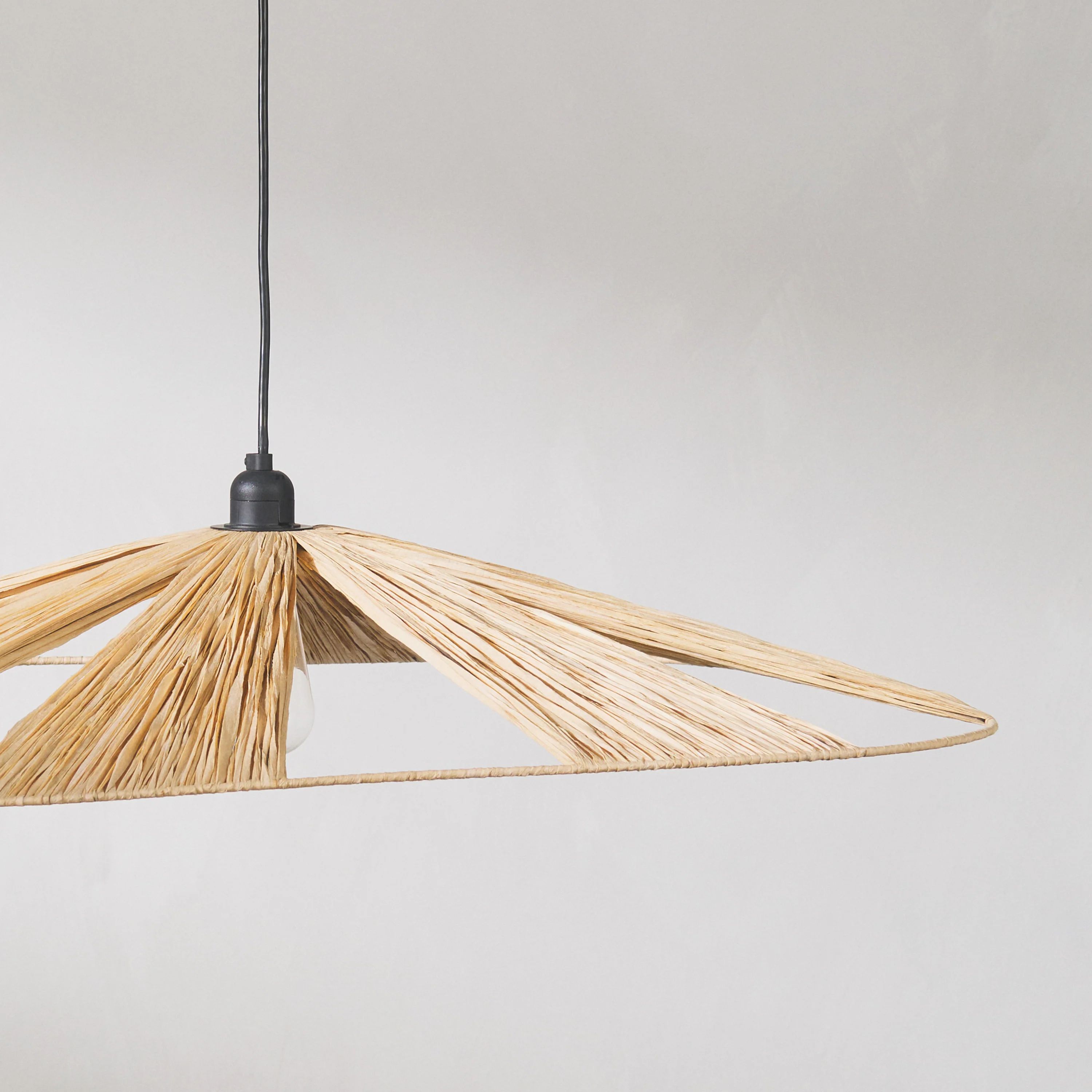 Hermosa Raffia Pendant - Image 4