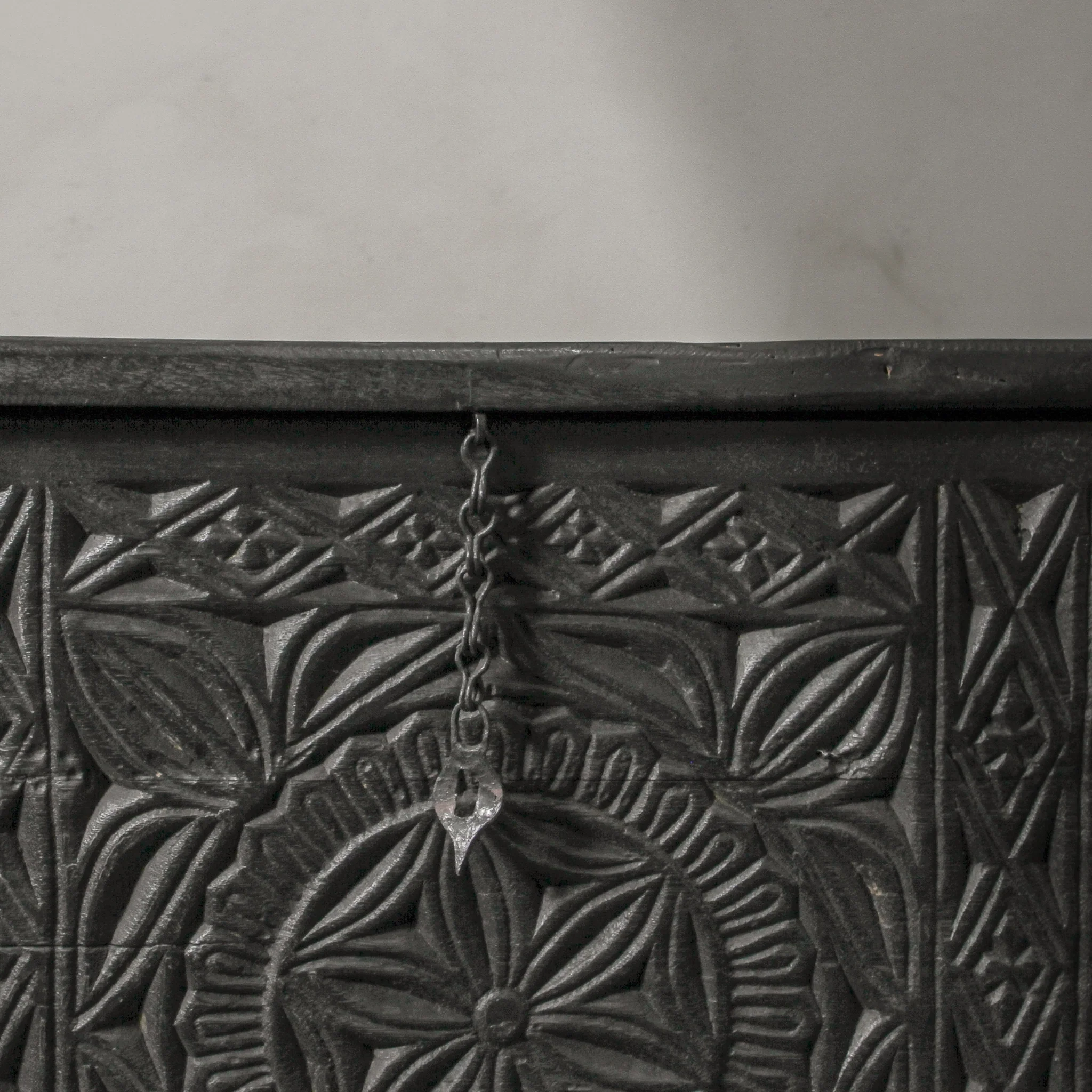 Vintage Indian Carved Box - Image 3