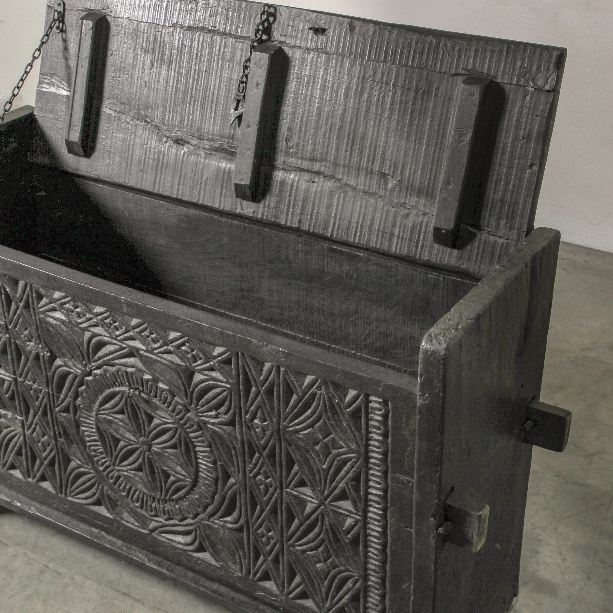 Vintage Indian Carved Box - Image 4